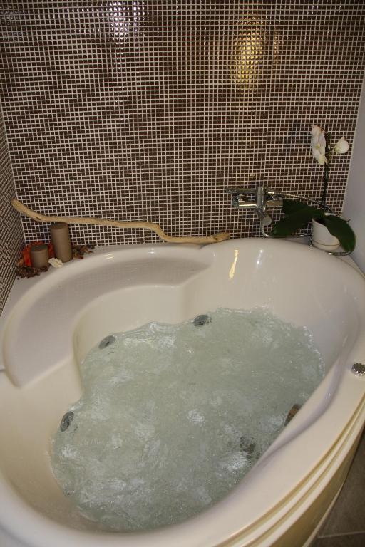 Bcomfort Hotel Cagliari Habitación foto